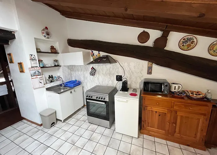 Ca' Adele Apartment *